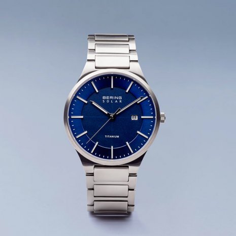 BERING Orologio Uomo Solar Collection, Acciaio Nero E Vetro Zaffiro, 42 Mm, 14442-227