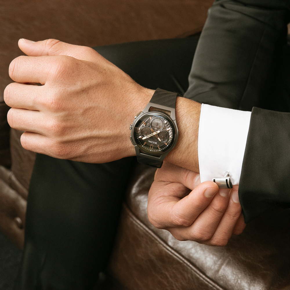 Orologio Bulova 98A162 Curv • EAN: 7613077541111 • Orologio.it
