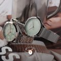 Ladies quartz watch with daydate and a trendy green dial Collezione Primavera / Estate Hugo Boss