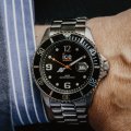 Orologio moda nero e acciaio taglia medium Collezione Primavera / Estate Ice-Watch