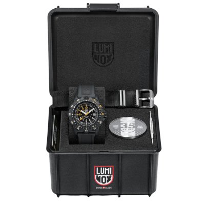 Luminox Orologio Uomo Quarzo 45mm – Cinturino In Gomma, Cassa Acciaio, Quadrante Beige, Impermeabile 200m (Mod. XL.3321)