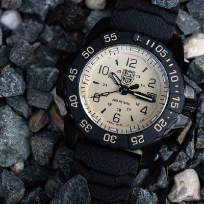 Luminox Orologio Navy Seal Foundation, Quarzo Uomo, Cassa 45mm Acciaio Nero, Cinturino In Gomma E Nylon, Vetro Zaffiro, XS.3251.CBNSF.SET