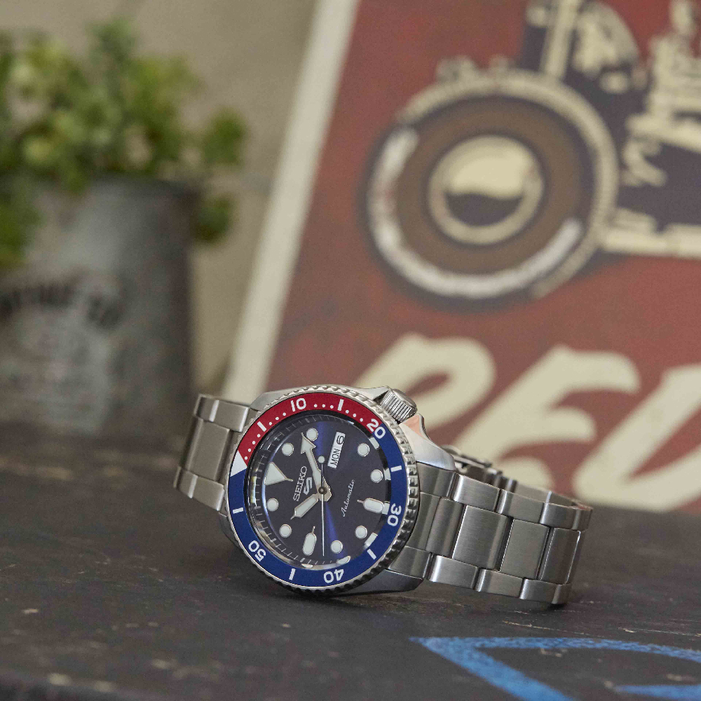 Orologio Seiko 5 Sports SRPD53K1 Seiko 5 • EAN: 4954628232342 • Orologio.it