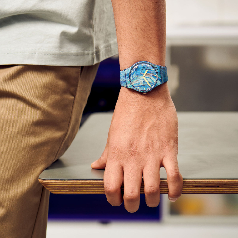 Orologio Swatch Specials and Limited Editions SUOZ335 The starry night by  Vincent van Gogh • EAN: 7610522834842 • Orologio.it