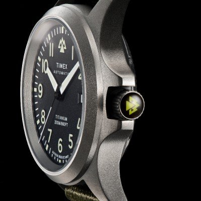Timex Expedition North TW2V95300: Orologio Uomo Automatico In Titanio, Vetro Zaffiro, Cinturino In Tessuto Riciclato, Impermeabile 20 ATM